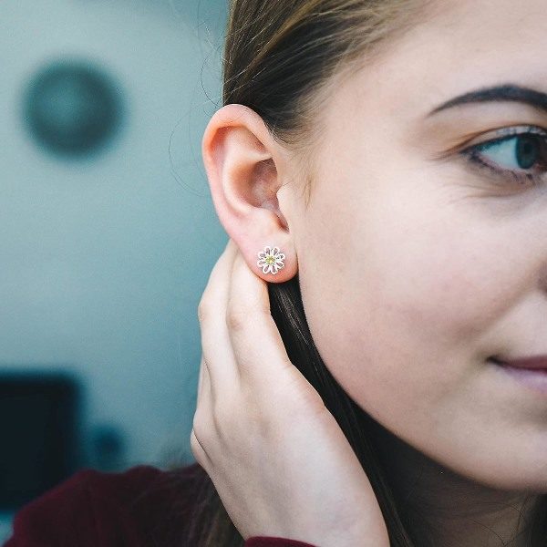 Daisy Stud øreringe skabt med Zirconia krystaller