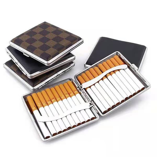Holdbart cigaretetui Lattice