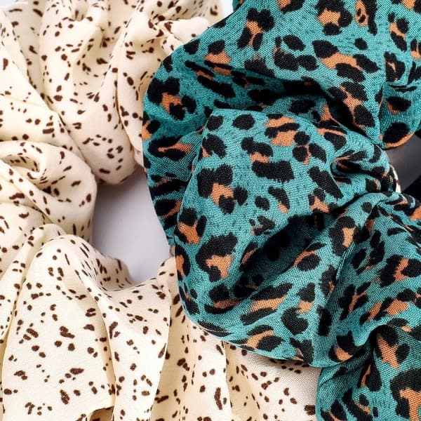 For Tykt Hår Stor Satin Hår Elastik Chiffon Fluffy Gepard Hårtov Jumbo Hår Elastikker Oversize Elastikker 3-Pak