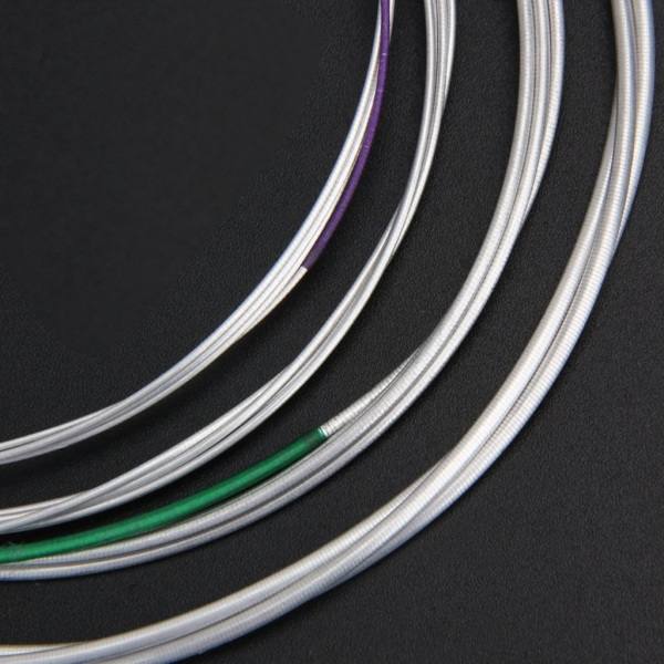 Cellosträngar Komplett Set 4/4 Aluminium-Magnesium Legering Nickelförkromad Boll för Huvudet Varm Ljud Studenter Professionell Entusiasm