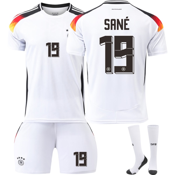 Tyskland Hjem EM 2024 Drakt Fotballdrakt Barn Menn Kit Nr.19 Sané With socks 28