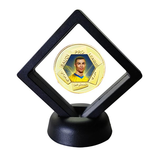 Saudi Premier League minnesmynt i metall med fotbollsstjärnorna C Ronaldo, Benzema och Neymar – en perfekt present till fotbollsälskare Display Rack Cairo