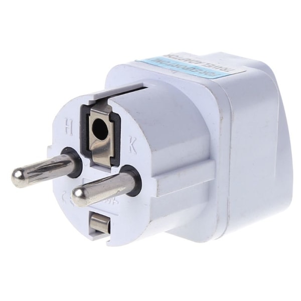 Universal US AU UK till EU Socket Plug AC Power Reseladdare Adapter Converter