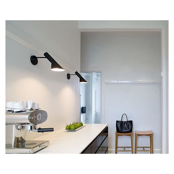 Nordisk Modern Vägglampa med Strömbrytare Justerbar Svart E27 Elegant Design Läslampa för Sovrum Vardagsrum [Energiklass E]