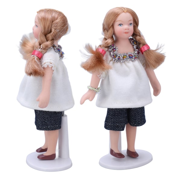 Miniature pige 1:12 skala blond hvid T-shirt shorts pige dukkehus porcelæn pige figurer
