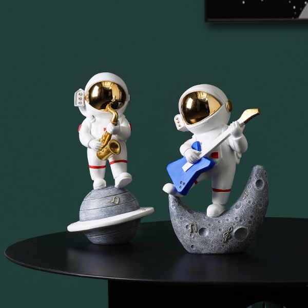 Astronaut-figur i messing - perfekt for stue, skrivebord eller hjem - unik gaveidé