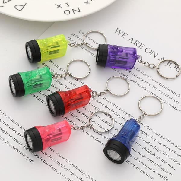 12 Mini Ficklampor Nyckelringsformad Ficklampa Mini Lampa Mixe