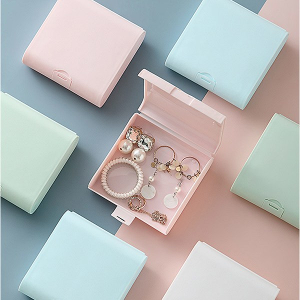 Lille Smykkeopbevaringsboks i Plast med Spænde Bærbar Halskæde Ring Organizer til Hjem Udendørs Rejser Mask Mynter Rosa