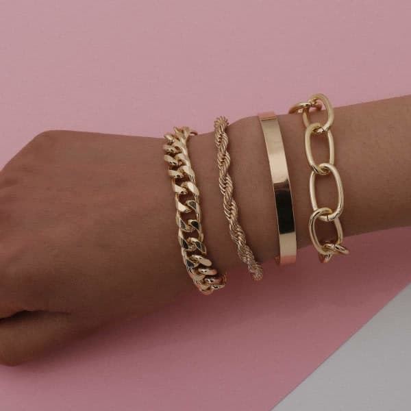 CDQ Boho Guld Sølv Kæde Armbåndssæt til Kvinder Justerbar Mode Perlekæde Punk Armbånd Smykker til Kvinder Piger Sæt af 4 (Guld)