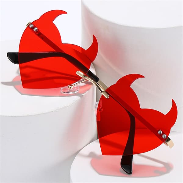Rammeløse Devil Ear Hjerteform Solbriller Party Halloween Cosplay Briller yellow