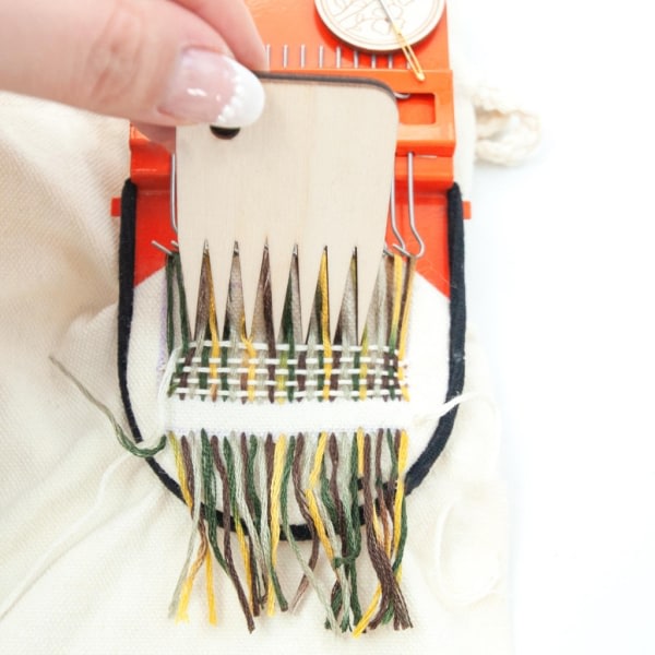 Mini Darting Maskin Liten Strikke Maskiner Lett å Bære Liten Vev Husholdning Strikke Maskiner for Å Lage Jeans null - Dress en