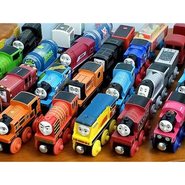 Thomas ja hänen ystävänsä junat Tank Engine Trä Järnvägsmagnet Samla presentleksaker rusty
