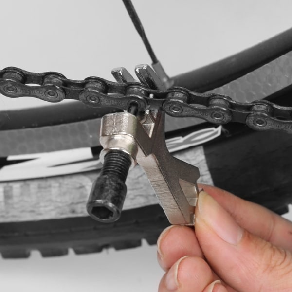 Universal Bike Chains Breaker Splitter Link Reparationsborttagningsverktyg för alla typer av cykelkedjekrokar för säker och enkel borttagning