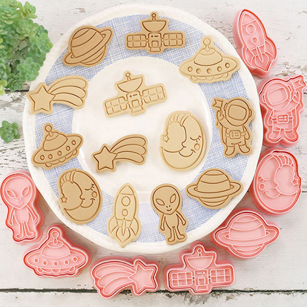 8 stk/sett Space Astronaut Biscuit Form 3D Cartoon Cookie Form Bi