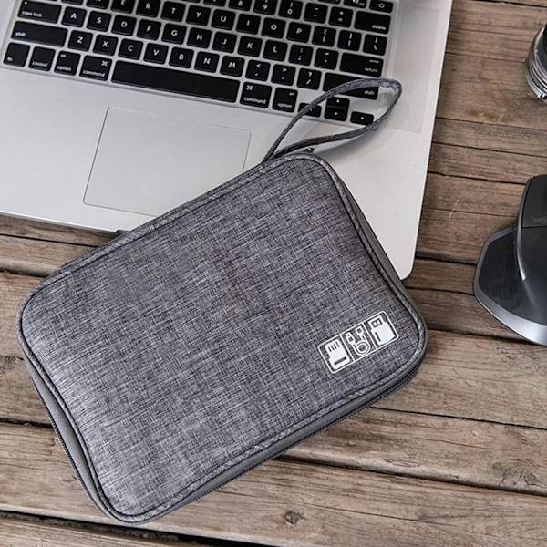 Reise Kabelveske Organizer Lader Oppbevaring Elektronikk USB-etui Purple