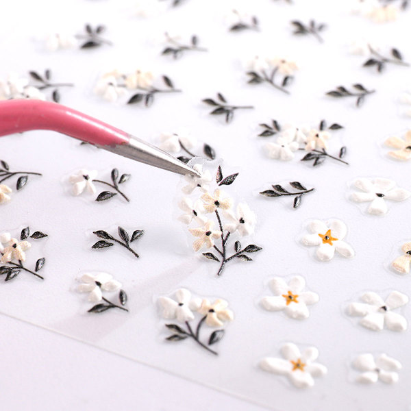 Blommig Nail Art Decal 5D Relief Nail Decal Spring Daisies Nail Art Design Självhäftande Nail Decal Feminin nageldekoration style1