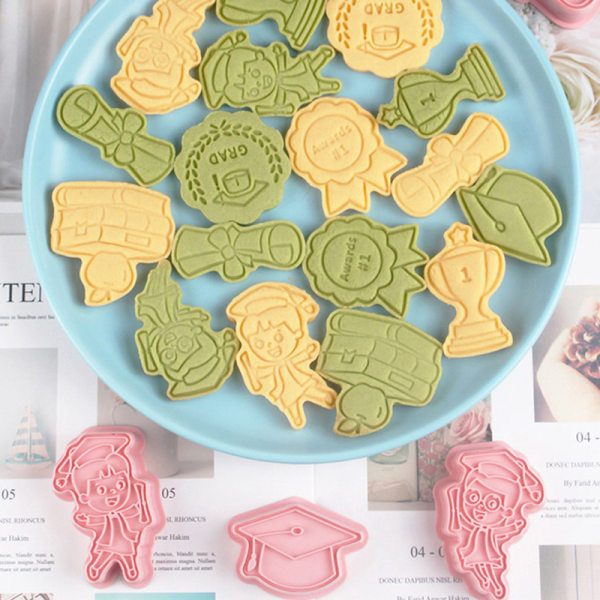 8st Grattis Graduation Cookie ter Biscuit Form Press Plast Röd one size Red one size