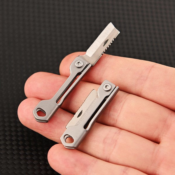 1:a rustfrit stål foldbart mini fyrkantet hoved multifunktion Po Silver onesize