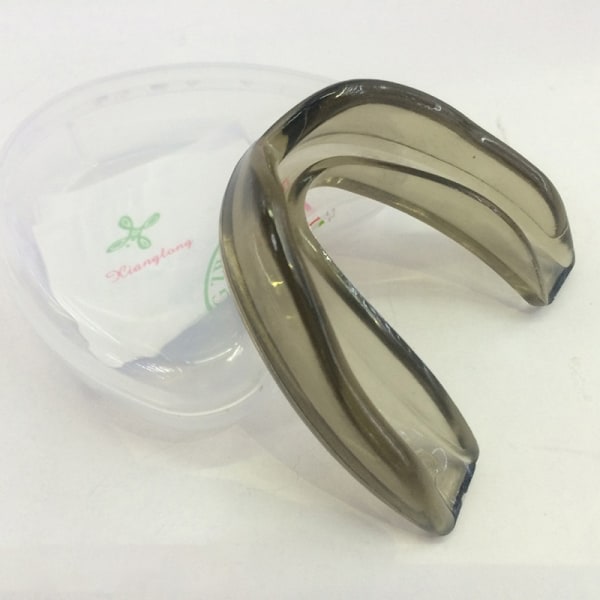 EVA Mouth Guard Sanda Taekwondo Boxning Sport Protector Vuxen S läpinäkyvä L transparent L