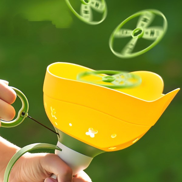 2st manuellt fångstspel med 12 skivor, Flying Disc Launcher-leksak, udendørsleksaker for barn i åldrarna 8-12, jaktleksak for toddler green+yellow 2PCS