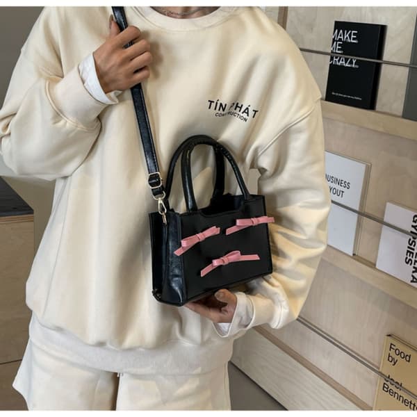 Bow Skuldertaske Messenger Taske SORT Black