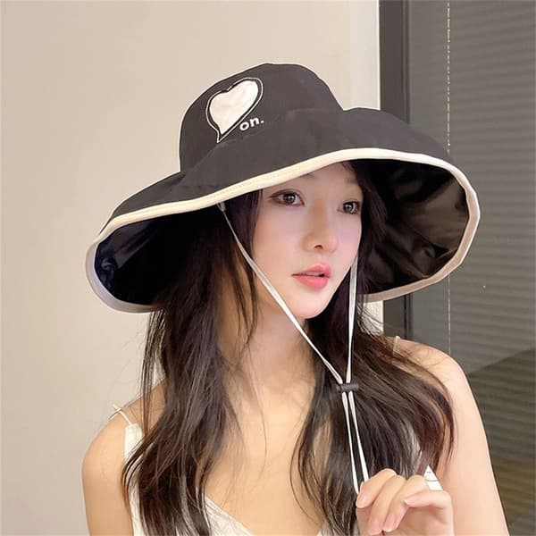 Solhat Solbeskyttelseshat LYSERØD pink