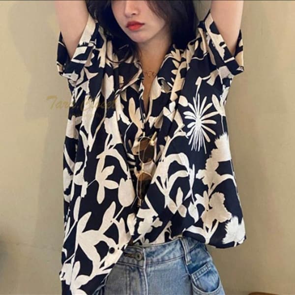 Blomstret bluse med halve ærmer, S S