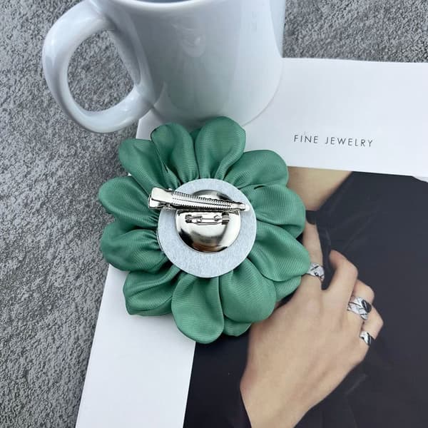 Stor Blomster Broche Corsage KHAKI Khaki