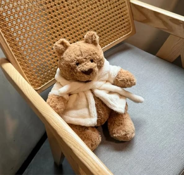 Jellycat Installatör Bartholomew Bear Badrock