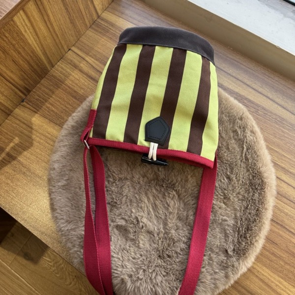Axelväskor Bucket Bag BRUN brown