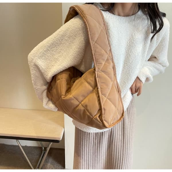 Skuldertasker Quiltede Tote Tasker HVID White