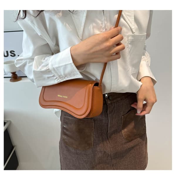 Olkakassi Lähettilaukku KHAKI Khaki