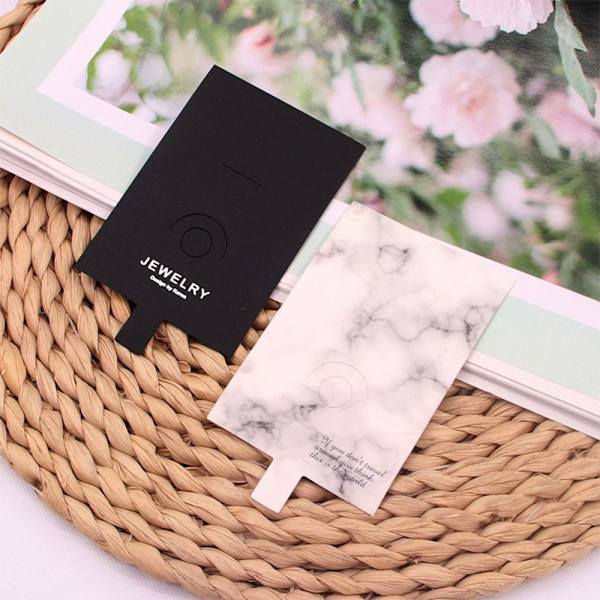 50 kpl korut esittelykortit sormukset pakkaus kartonkikortti MUSTA 1 black 1-1