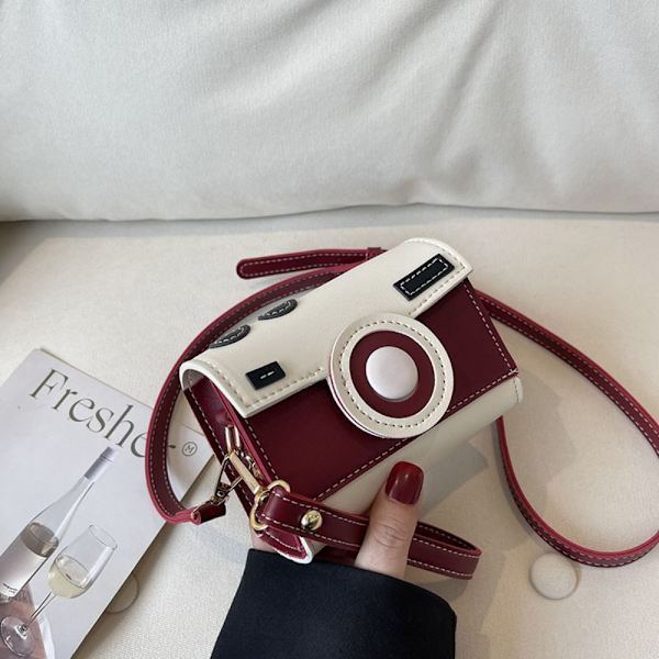 Crossbody Bag Käsilaukku PUNAINEN Red