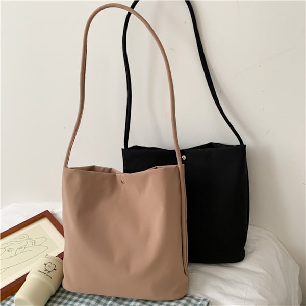 Axelväska Underarmsväska KHAKI MED HÄNGE MED HÄNGE khaki With Pendant-With Pendant