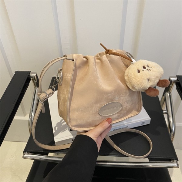 Dragsko Bucket Bag Axelväska KHAKI Khaki