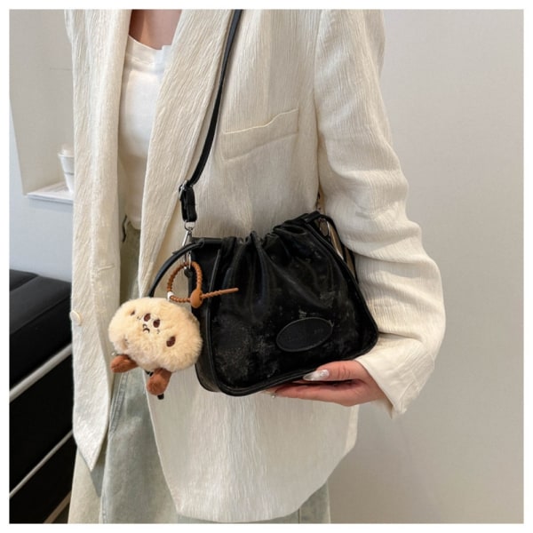 Dragsko Bucket Bag Axelväska KHAKI Khaki