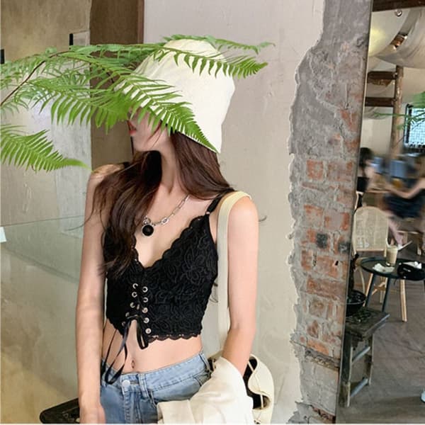 Naisten pitsiset crop topit 2 2 2