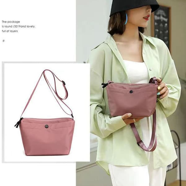 Axelremsväska Nylon Vardagsväskor ROSA pink