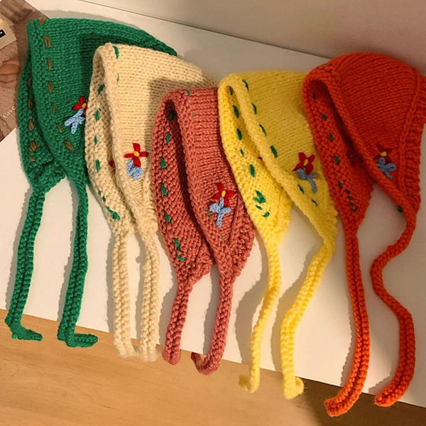 Virkad huvudduk Triangelscarf GRÅ grey