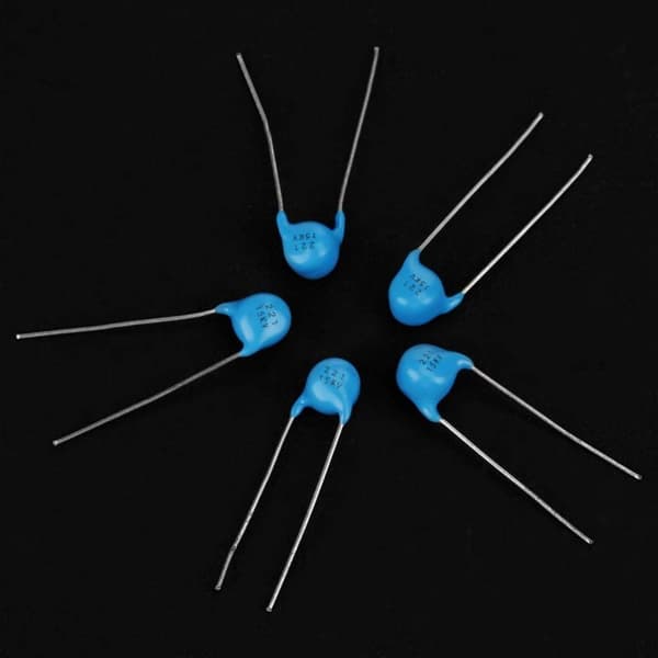 Keramisk kondensator 220pF 25ST 25ST 25pcs