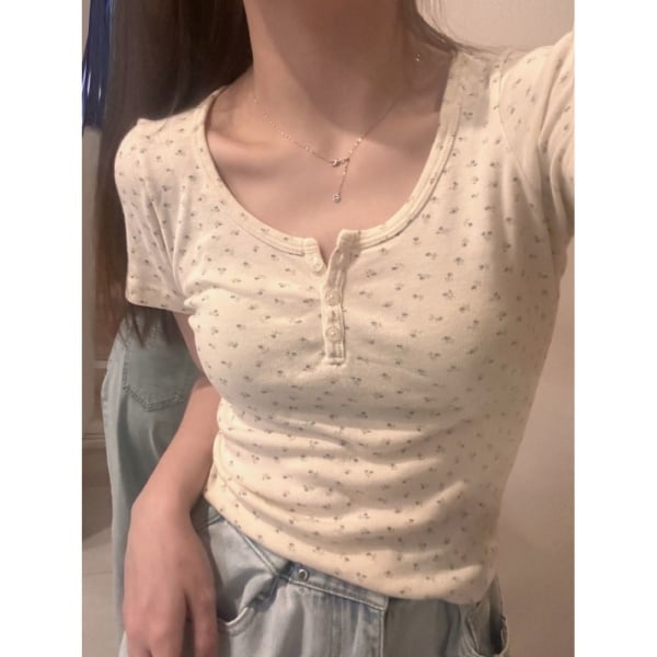 T-paita Kesätoppi SSHORT SLEEVES LYHYTHIHAT SShort Sleeves