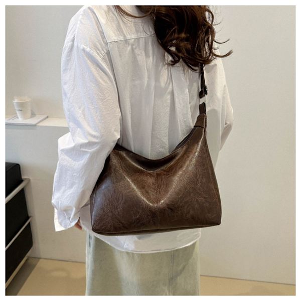Axelväska Messenger Bag KAFFE Coffee