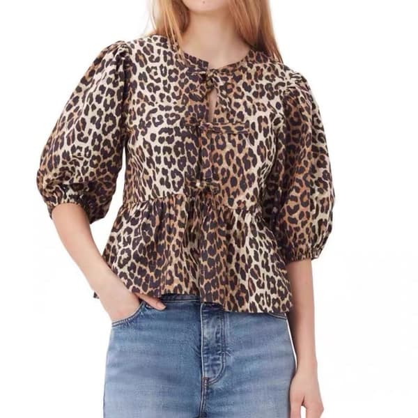 Leopardtrykket skjorte, kort erme, topper LEOPARDTRYKK S Leopard Print S