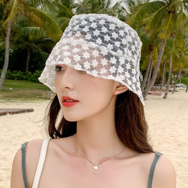 Bucket Hat Cap VIT white