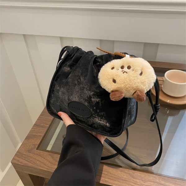 Dragsko Bucket Bag Axelväska KHAKI Khaki