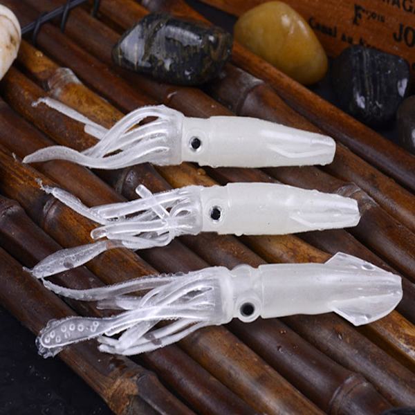 4 kpl Lifelike Luminous Octopus Soft Bait Squid Glow Fishing 4pcs