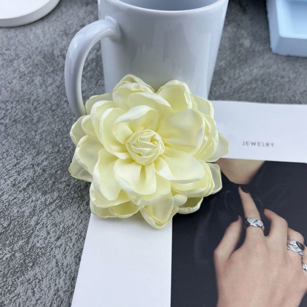 Stor blombrosch Corsage GUL Yellow