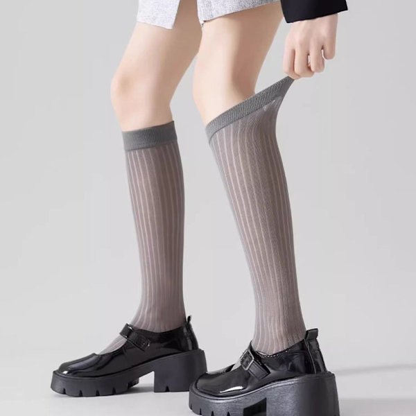 Keskipitkät sukat Sukkahousut GRAY Gray