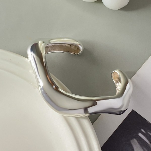 Öppen manschett Irregular Lava Armband 3 3 3